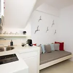 Daire Hyades - Downtown Suites, Mykonos Town
