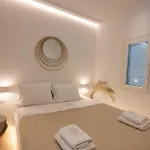 Hyades - Downtown Suites,