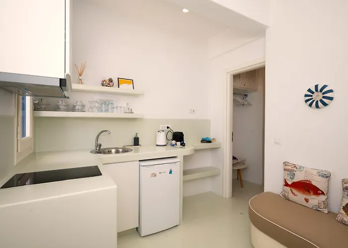 Hyades - Downtown Suites, Апартаменты *